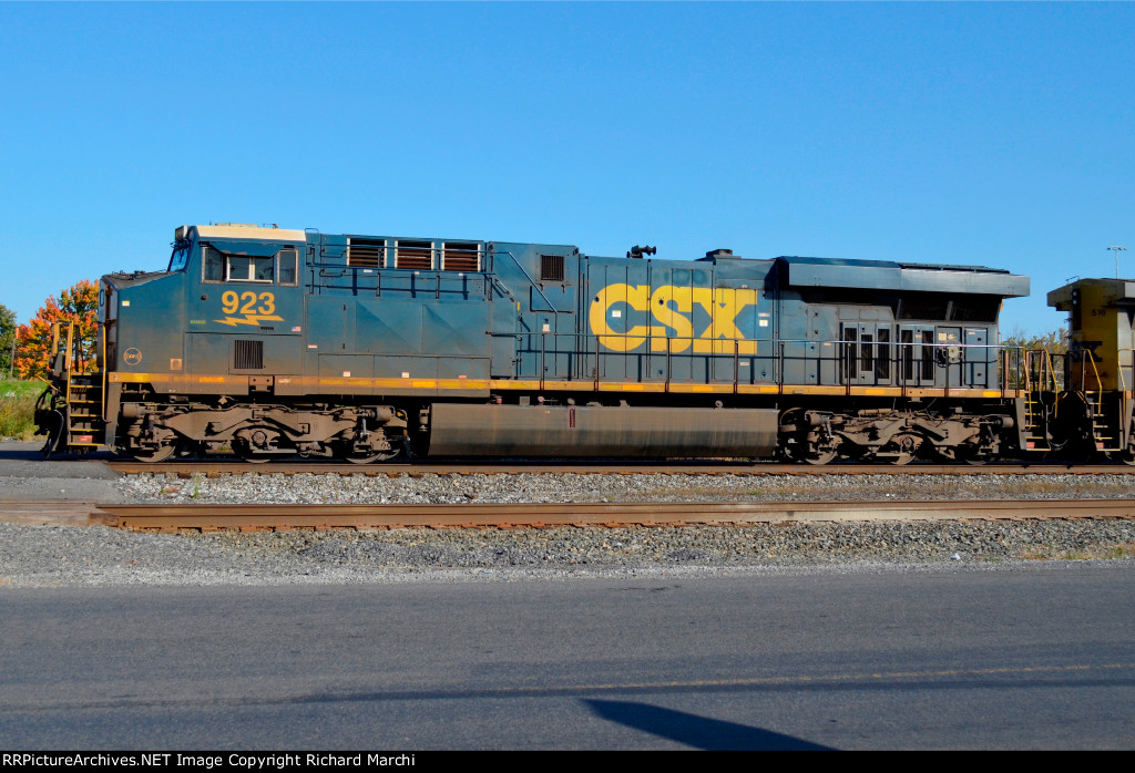 CSX 923